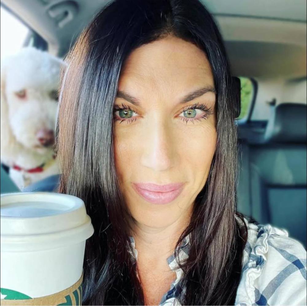 Meet your Posher, April